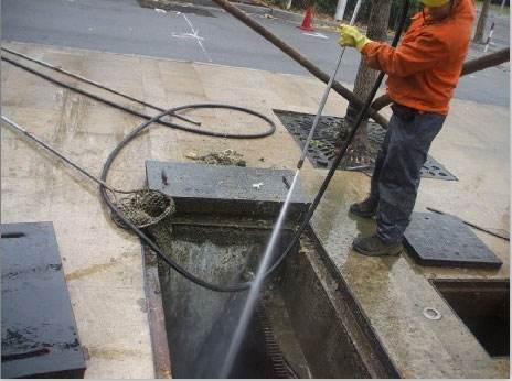 大安镇池底污泥如何清理