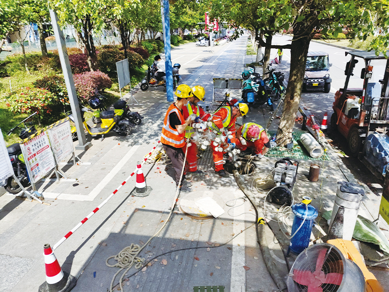  大安镇UV-CIPP紫外光固化修复